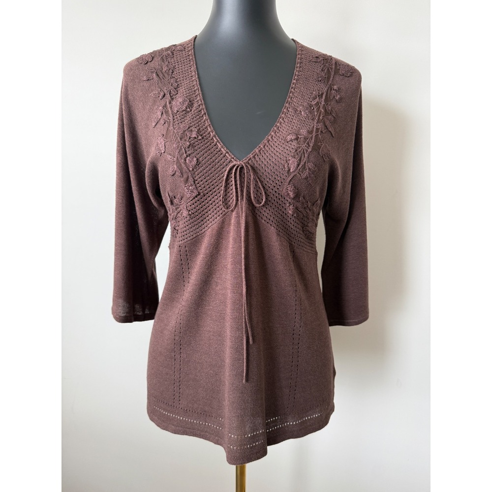 Tapemeasure Brown Floral Embroidered V-Neck Knit Sweater Top 3/4 Sleeve Medium